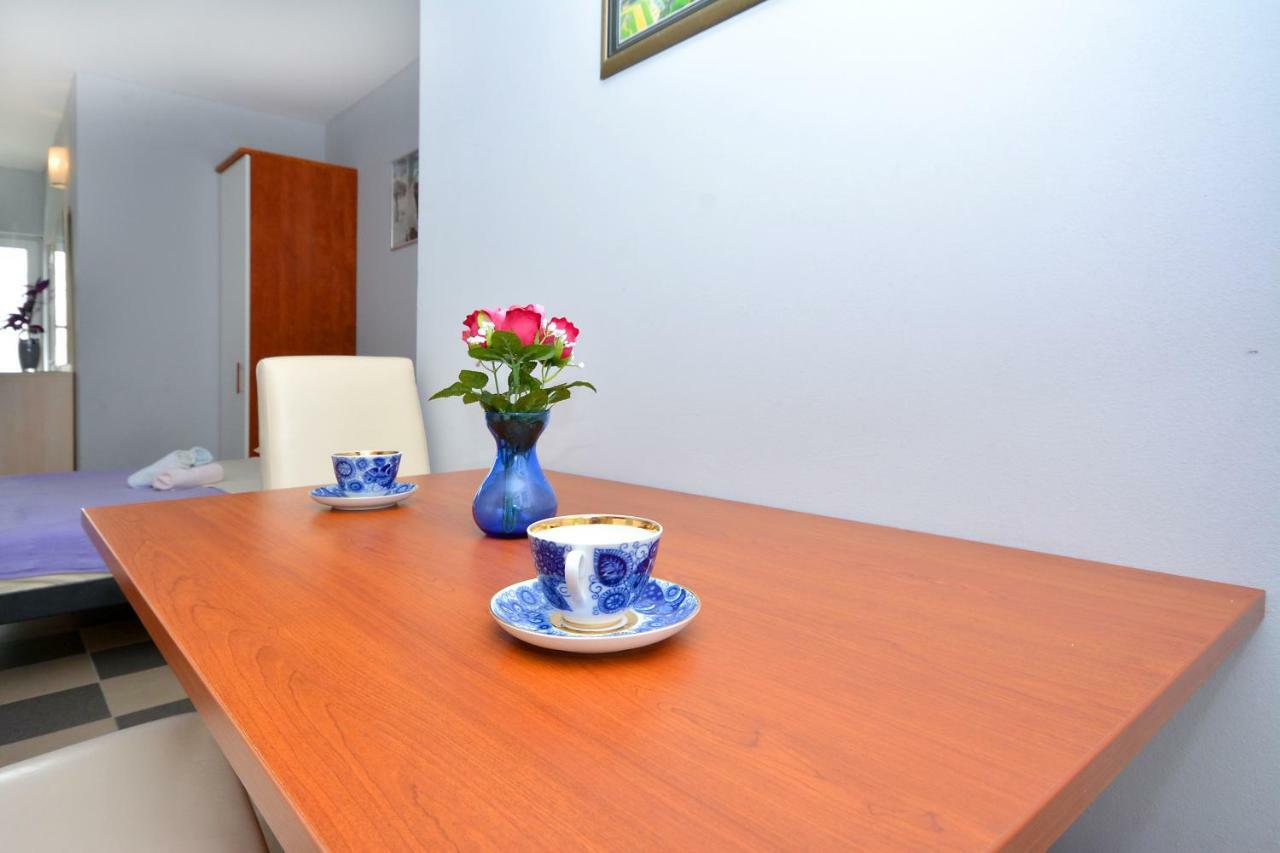 Beach Apartman Petra Podstrana Esterno foto
