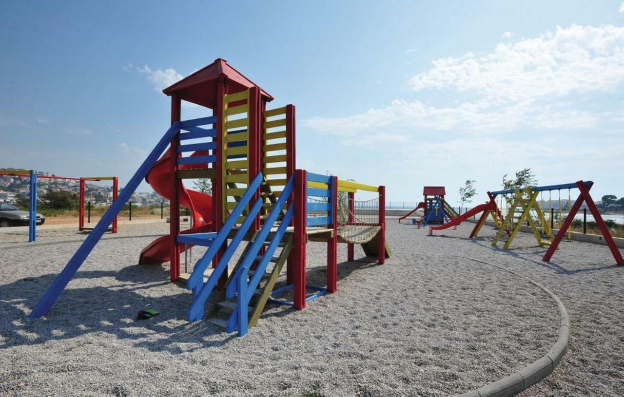 Beach Apartman Petra Podstrana Esterno foto