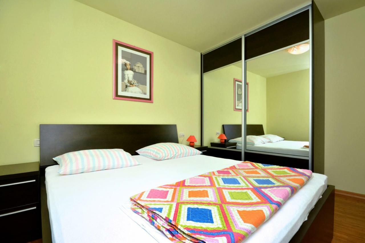 Beach Apartman Petra Podstrana Esterno foto