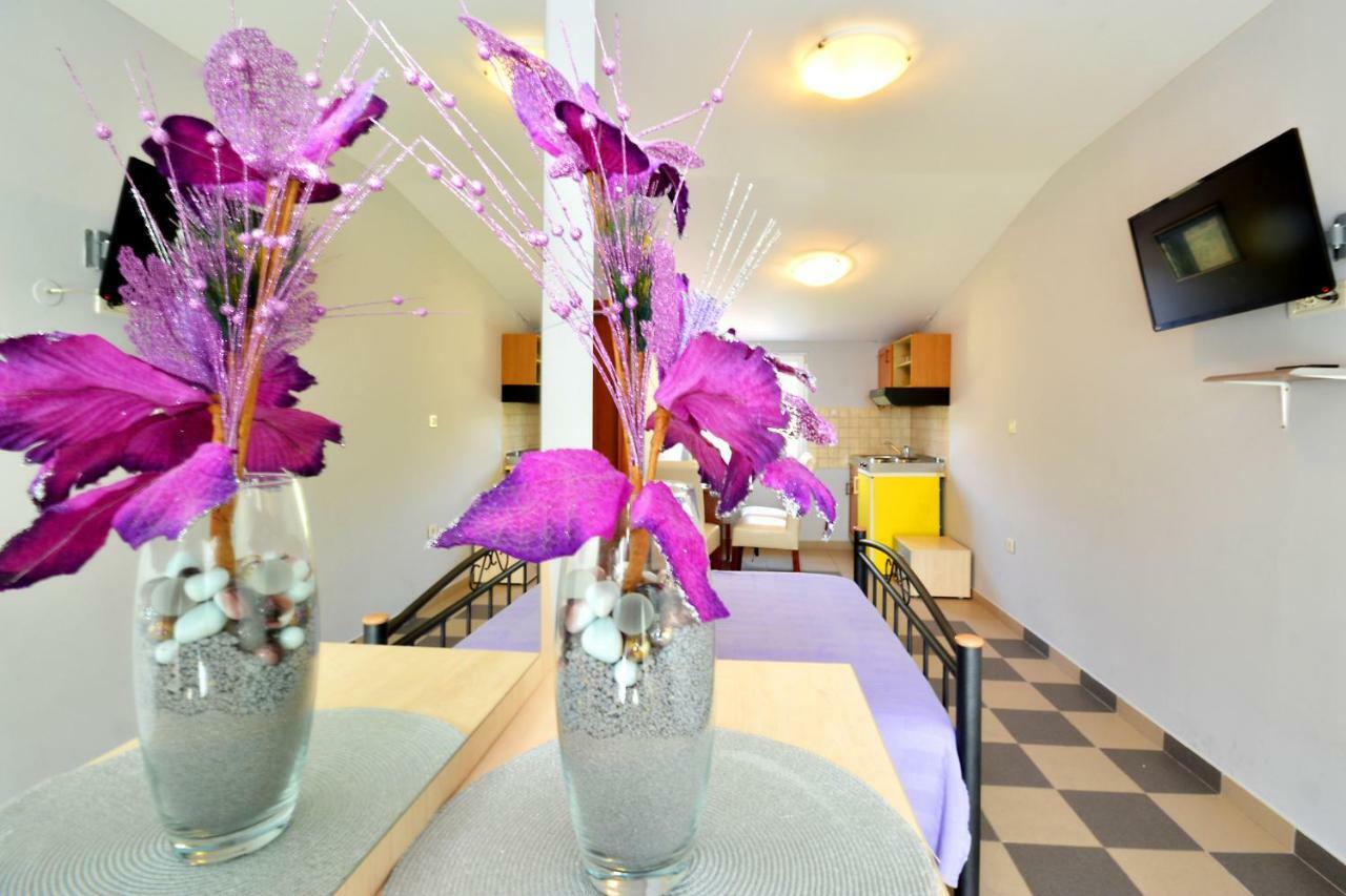 Beach Apartman Petra Podstrana Esterno foto